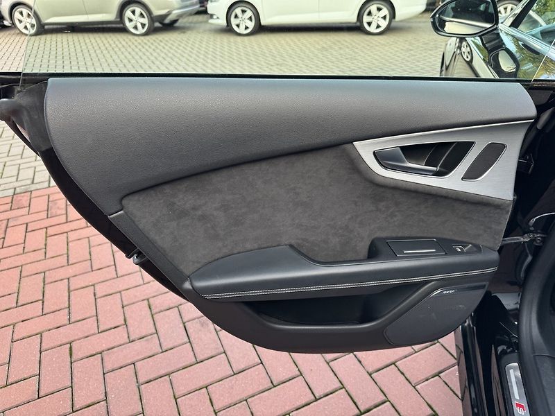 Audi A7 (2015) 3.0TDi Quattro S-Line Bose - fotka 26 z 50