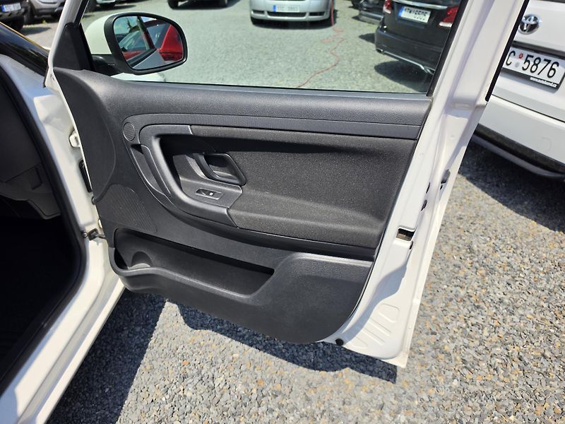Škoda Fabia 1.2 TSI  - fotka 17 z 30