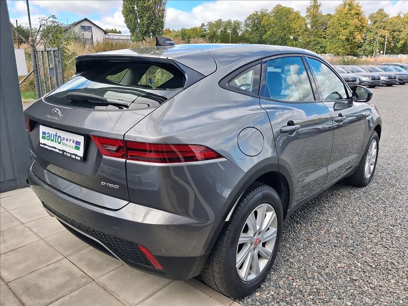 Jaguar E-Pace 2,0 S - fotka 7 z 14