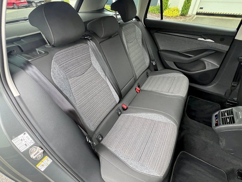 Škoda Superb (2025) Selection 2.0TDi 110kW 7°autom - fotka 19 z 30