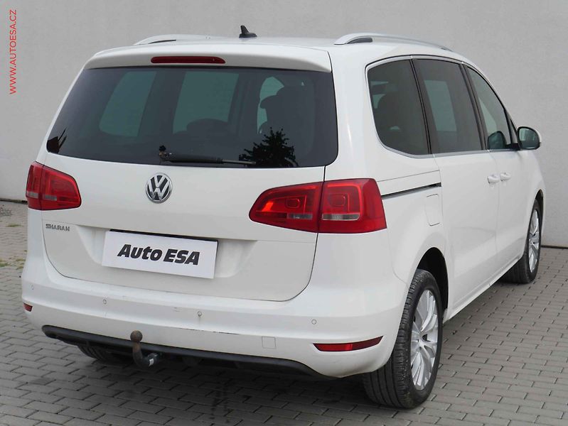 Volkswagen Sharan (2013) 2.0TDi, DSG, bixen, kamera - fotka 4 z 21