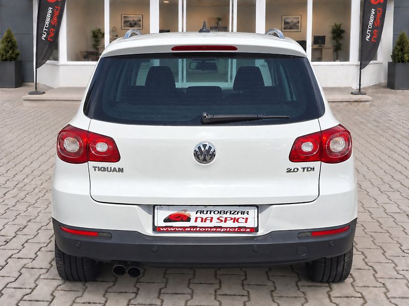 Volkswagen Tiguan (2009) 2.0TDI 103kW DSG 4MOTION -ČR - fotka 7 z 35