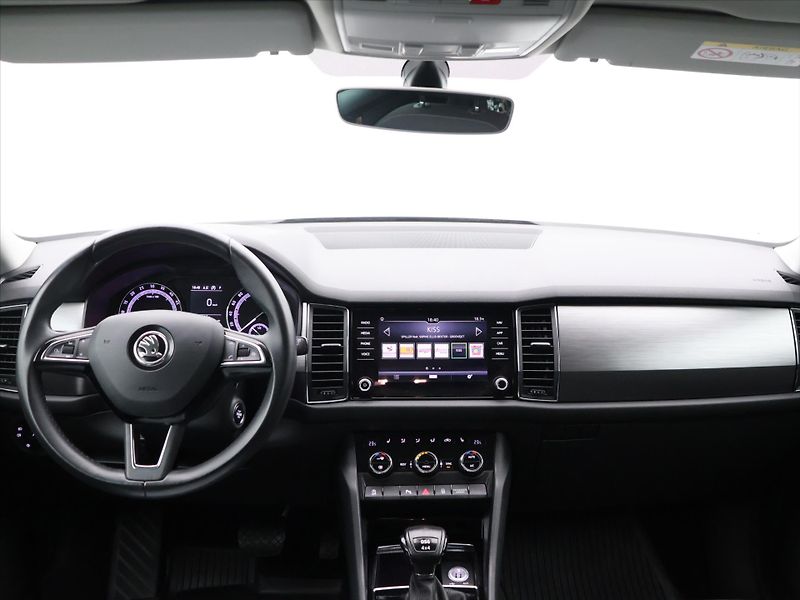 Škoda Kodiaq 2,0 TDI 110kW 4x4 DSG CZ - fotka 27 z 34