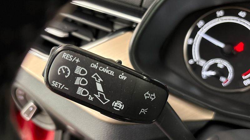 Škoda Scala 1.0 TSI Style - fotka 14 z 25