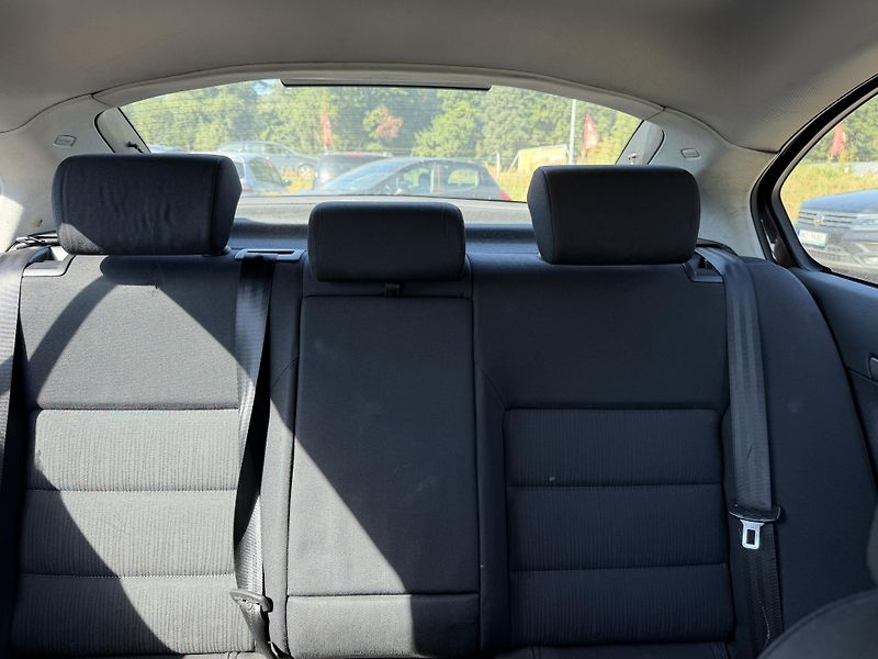 Škoda Octavia 1.9 TDI - fotka 15 z 20