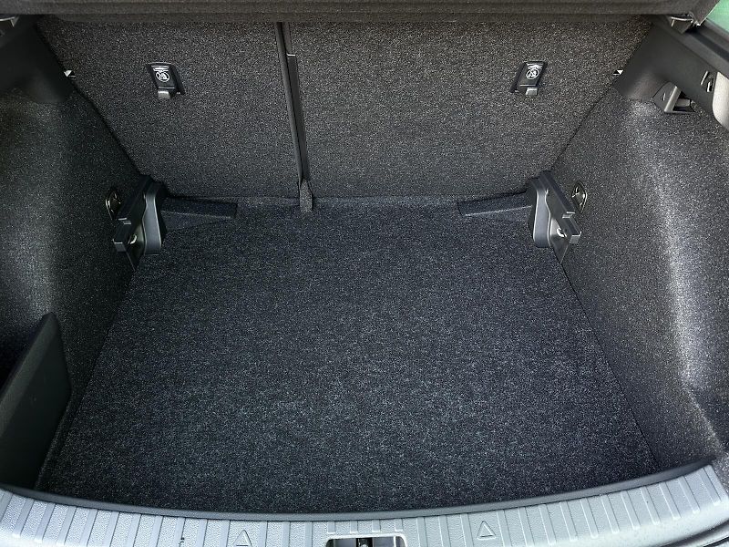 Škoda Scala 1.0TSi DSG 116PS Monte Carlo M - fotka 43 z 43