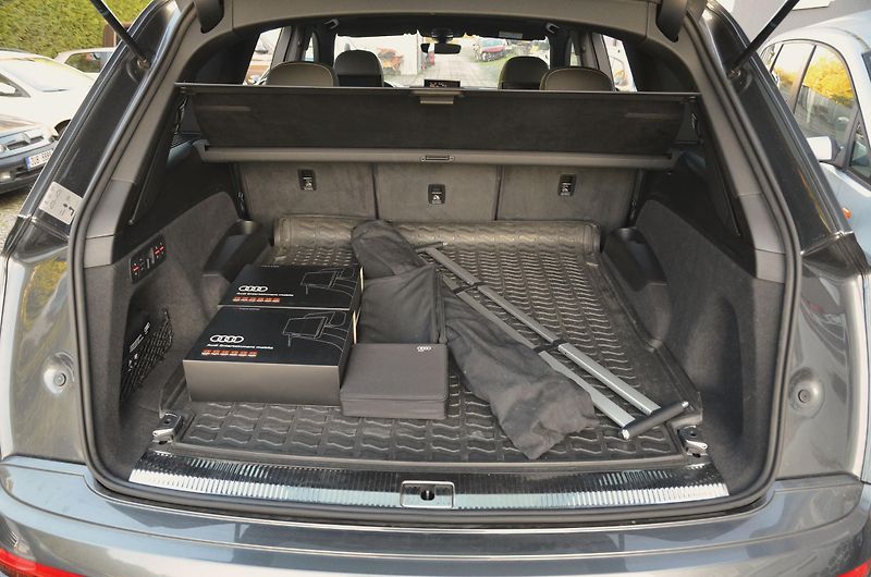 Audi Q7 (2016) 3.0TDi Q S-Line 1.MAJ./ VÝBAVA - fotka 44 z 51