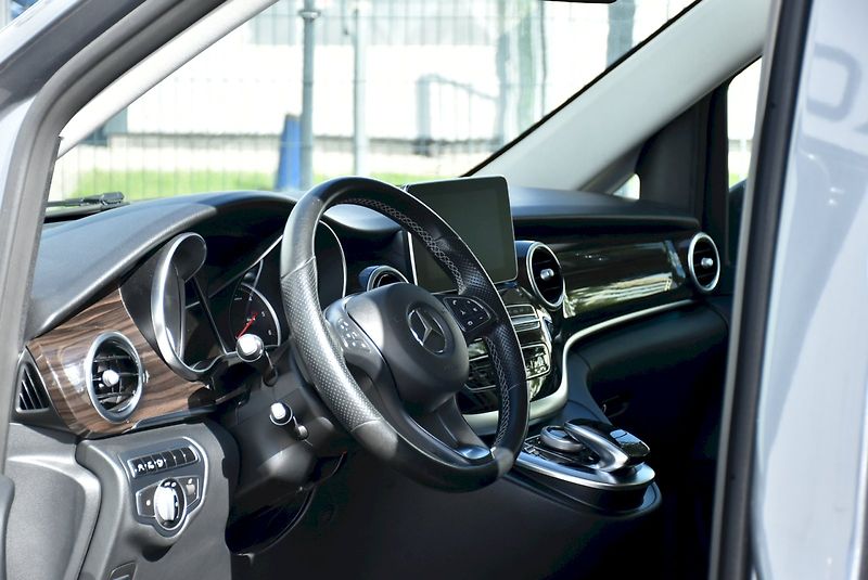 Mercedes-Benz Třídy V (2017) V220d Avantgarde - fotka 20 z 29