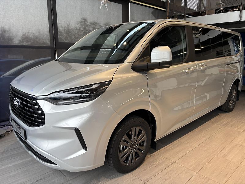 Ford Tourneo Custom (2025) Titanium L2, Tourneo, 2.0 EcoB - fotka 1 z 9