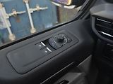 Ford Tourneo Custom (2024) Titanium 2.0 EcoBlue L1, záruk - náhled 14