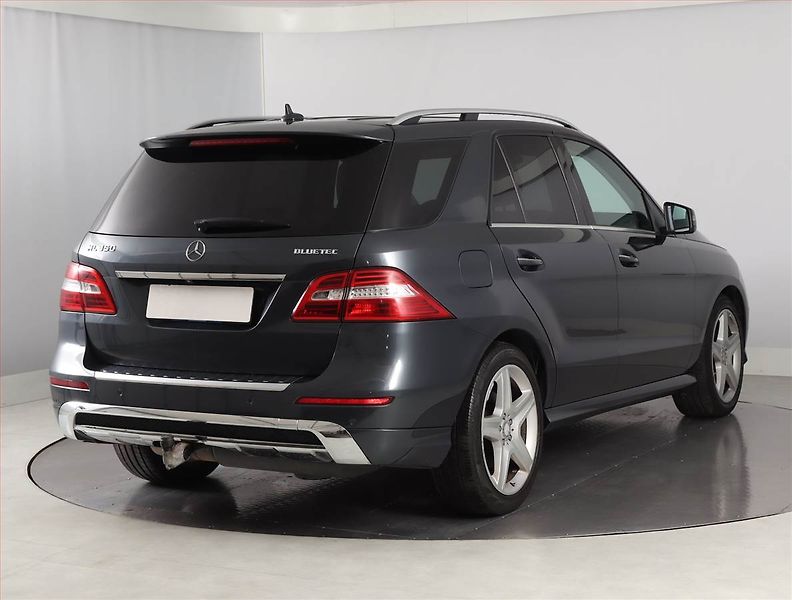 Mercedes-Benz Třídy M (2012) ML 350 BlueTEC, 4X4, Automat - fotka 5 z 27