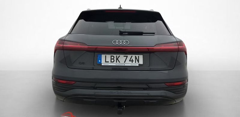 Audi Q8 e-tron 55 Quattro Kamera Tažné - fotka 5 z 36