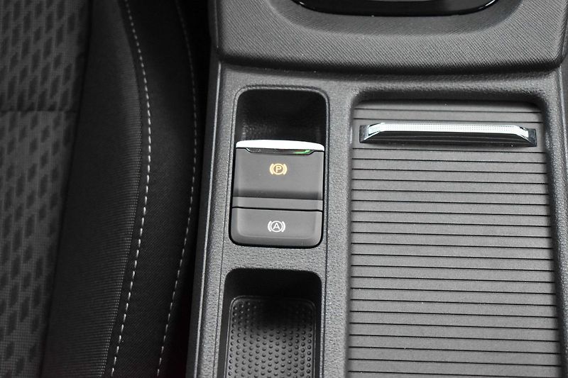 Škoda Octavia 1.5 TSI e-TEC*STYLE*DPH*ČR 1.M - fotka 21 z 41