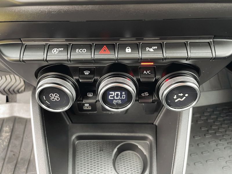 Dacia Duster (2022) 1.3 TCe,Prestige,Automat,1.Maj - fotka 18 z 28