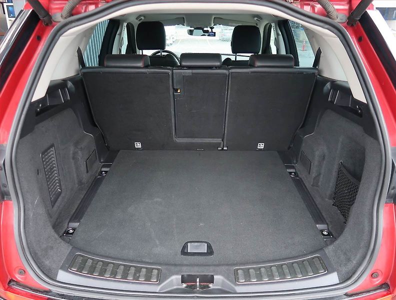Land Rover Discovery Sport (2020) R-Dynamic SE D180 - fotka 14 z 23