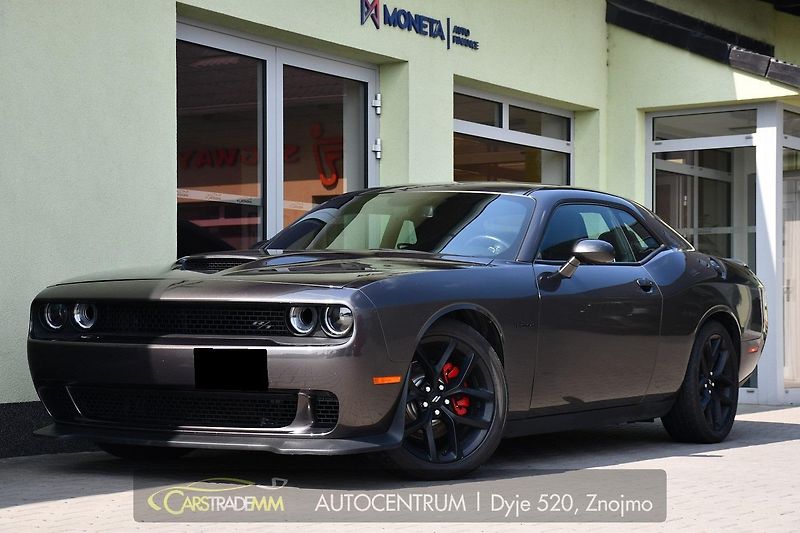 Dodge Challenger 5.7 V8 HEMI - fotografie inzerátu