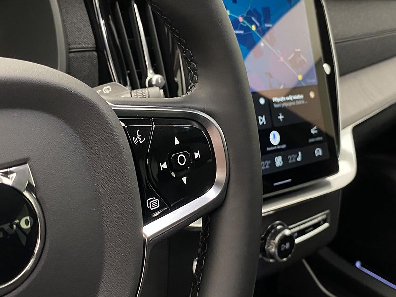 Volvo XC90 (2026) B5 AWD AUT DARK PLUS 7míst - fotka 27 z 67