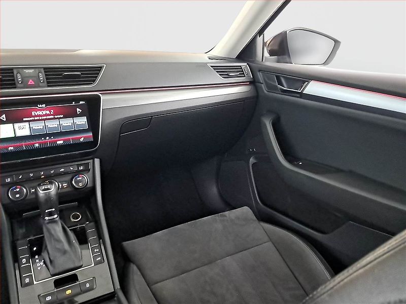 Škoda Superb (2016) Style 2.0 TDI 4x4, 4X4 - fotka 8 z 24