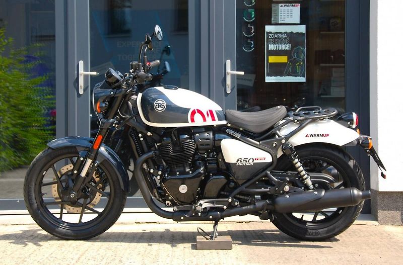 Royal Enfield Shotgun 650 (2026) WHITE - fotka 5 z 25