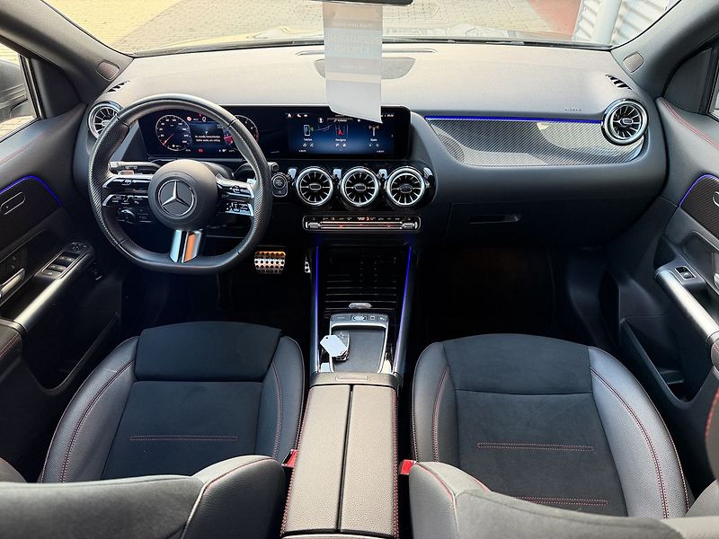Mercedes-Benz GLA 200 AMG Style Edition - fotka 16 z 34