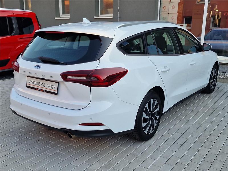 Ford Focus 1.5 TDCi Titanium, ČR, 1.Maj. - fotka 10 z 50