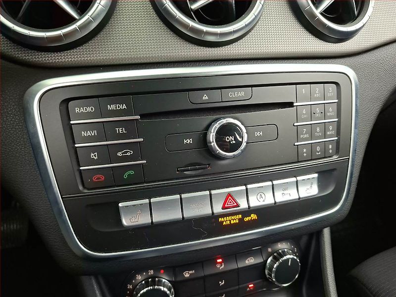 Mercedes-Benz CLA (2017) 200 CDI, Automat, Kůže, Navi - fotka 17 z 23