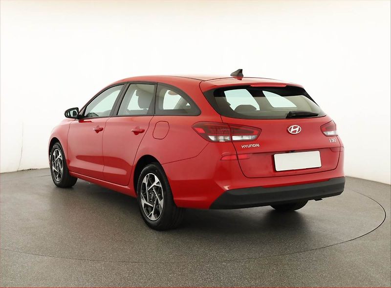 Hyundai i30 (2026) 1.5 DPI, Comfort, NAvi - fotka 4 z 21