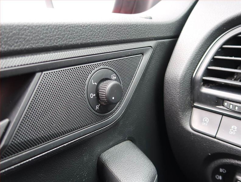 Škoda Fabia (2019) 1.0, Serv.kniha - fotka 15 z 15