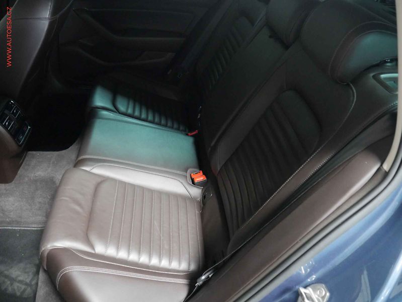 Volkswagen Passat (2016) 2.0TDi 4x4, ČR, Alltrack - fotka 10 z 24