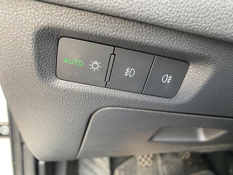 Škoda Octavia (2020) IV 1.5 TSi 110kW Ambiente - fotka 18 z 29