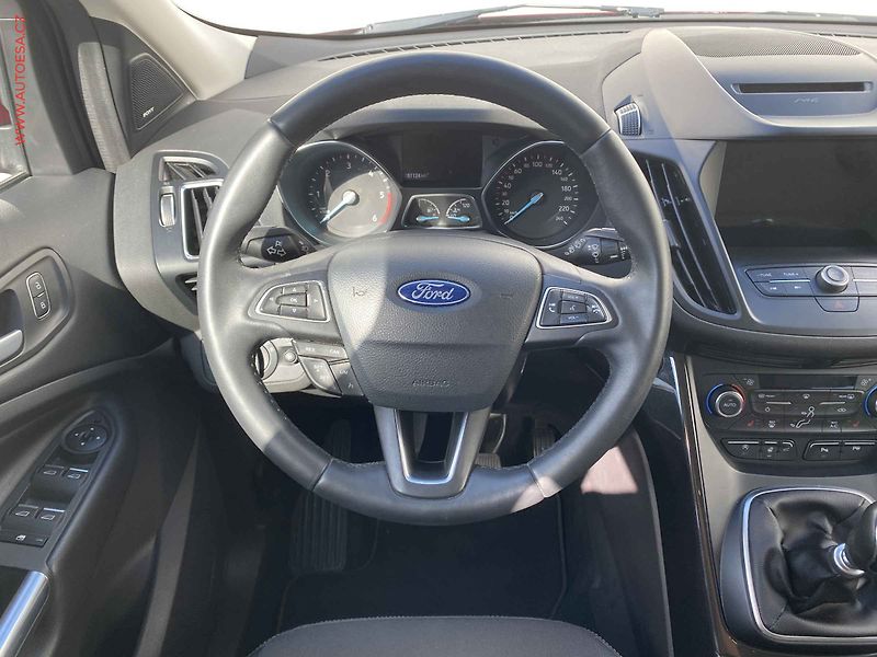 Ford Kuga (2018) 2.0 TDCi 4x4, Titanium, navi - fotka 10 z 18