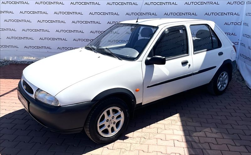 Ford Fiesta 1,3 i,STK 8/27 - fotka 3 z 19