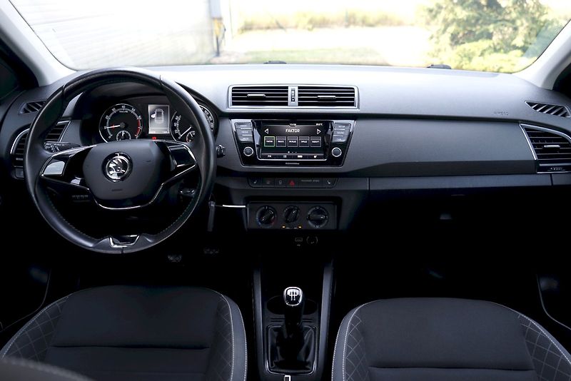 Škoda Fabia (2021) TSI 70 kW Ambition - fotka 8 z 24