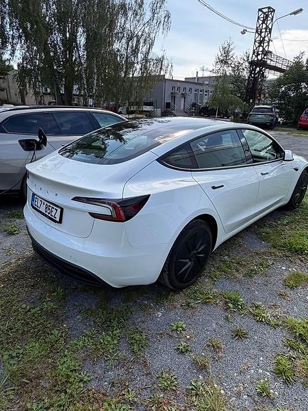 Tesla Model 3 (2026) standard - zadokolka - fotka 7 z 7
