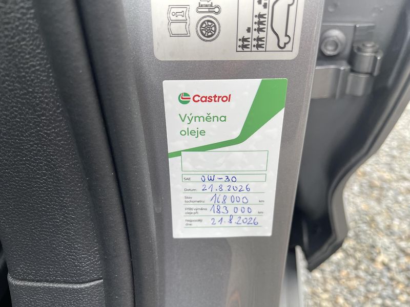Volkswagen Passat Variant 2.0TDi Alltrack DSG 4x4 DPH ČR - fotka 41 z 42