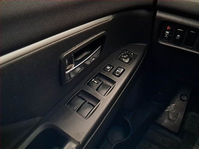 Mitsubishi ASX (2010) 1.6 MIVEC, Tempomat - fotka 15 z 15