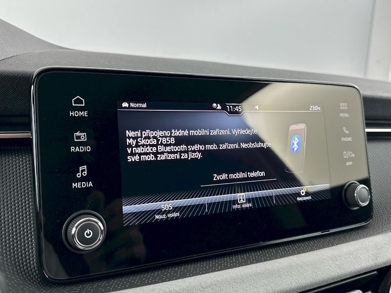 Škoda Scala (2025) 1.0TSI 85kW Top Selection - fotka 15 z 31