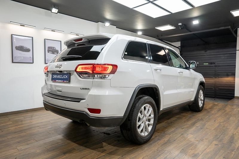 Jeep Grand Cherokee 3.6 V6 216 kW Laredo - fotka 4 z 29