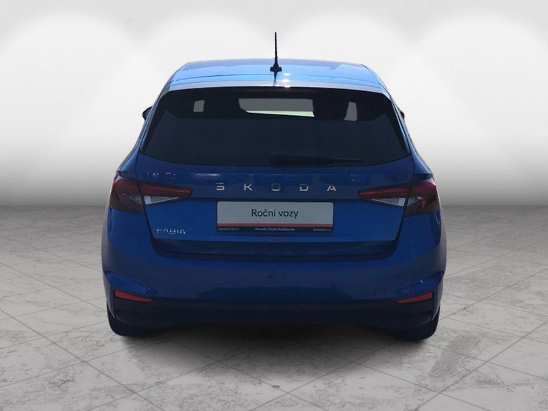 Škoda Fabia 1.0 TSi Top Selection - fotka 9 z 27