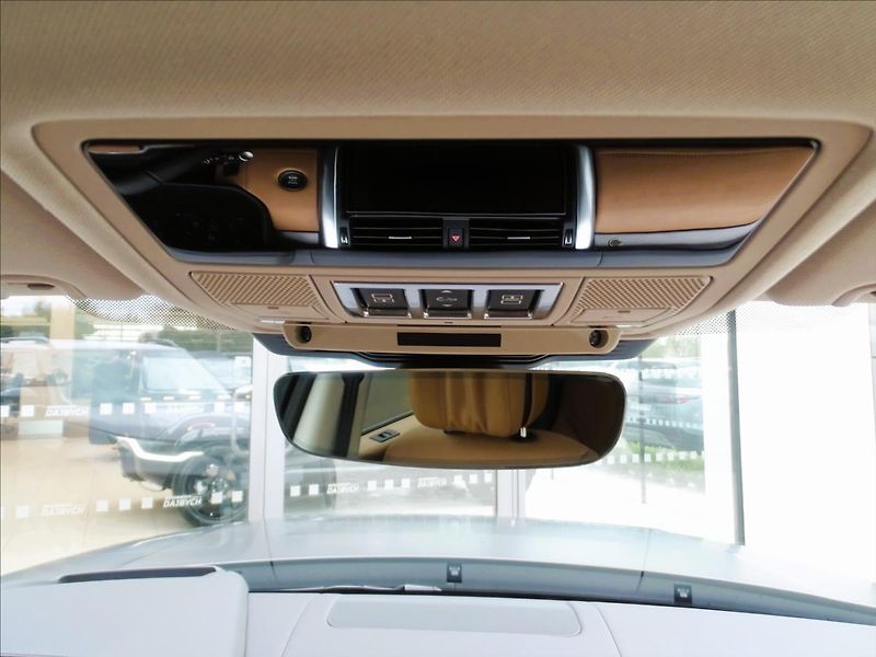 Land Rover Discovery (2026) 3,0 D350 TEMPEST Edition - fotka 15 z 42