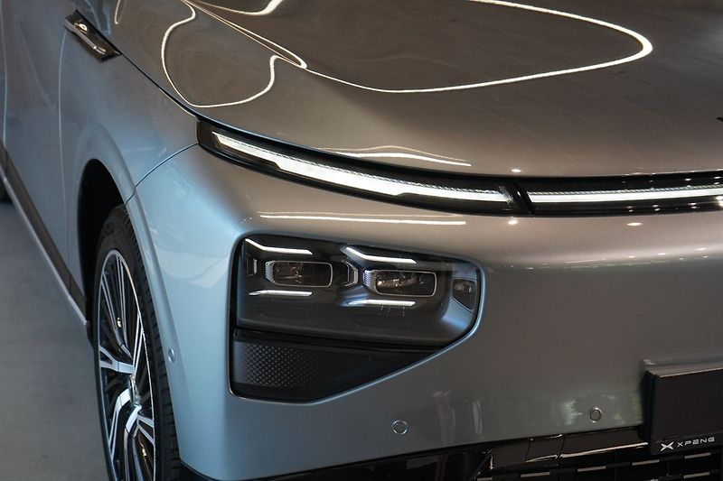Xpeng G9 (2026) AWD Performance - 575 HP !!! - fotka 6 z 38