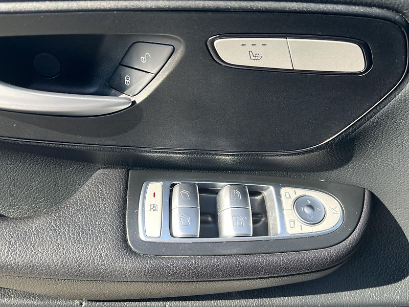 Mercedes-Benz Třídy V (2017) V250d*4Matic*7míst*Servis* - fotka 11 z 34