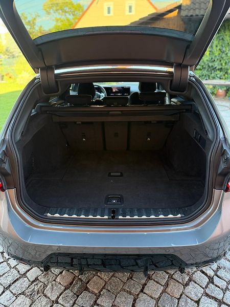 BMW Řada 3 (2024) Prodám BMW řady 3 - fotka 19 z 20