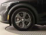 Ford Mustang Mach-E (2021) Standard Range RWD, SoH 95% - náhled 15