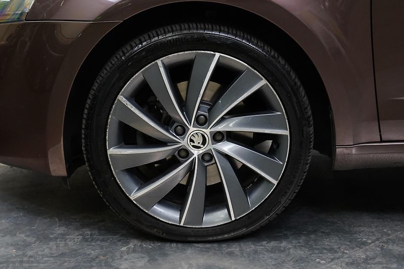Škoda Octavia - fotka 10 z 26