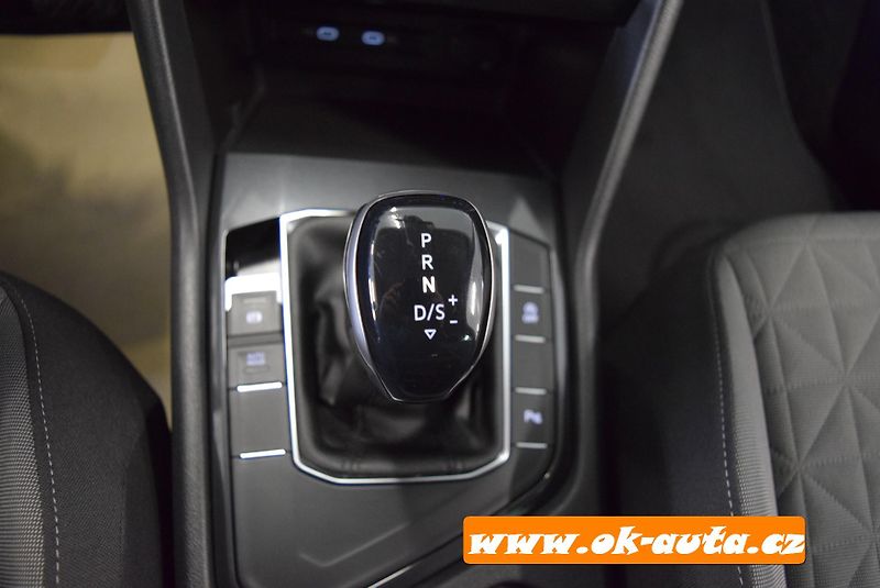Volkswagen Tiguan 2.0 TDI LIFE DSG 2022 - fotka 35 z 50