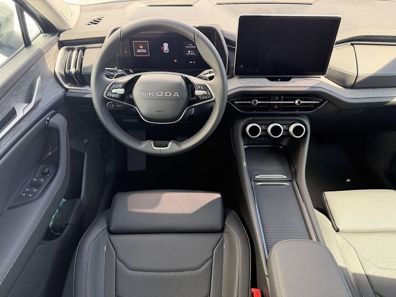Škoda Kodiaq (2026) Exclusive Selection 7DSG 4x4 2 - fotka 4 z 6