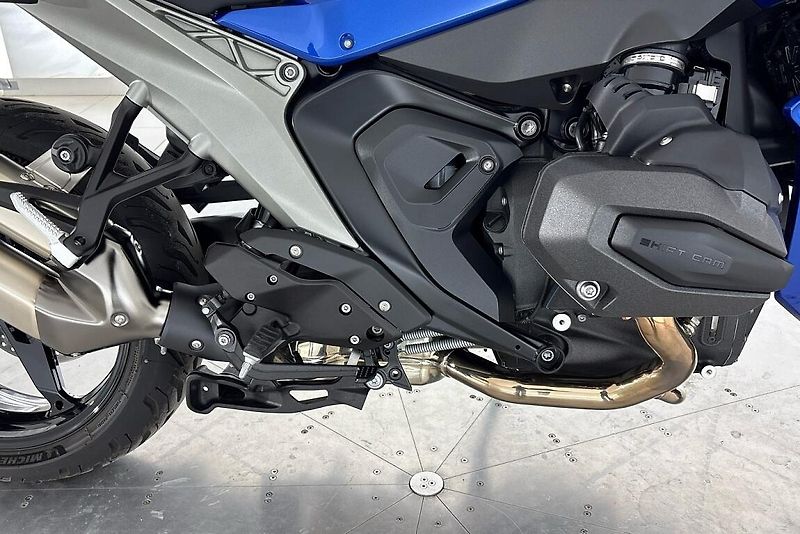BMW R 1300 RS - fotka 5 z 13