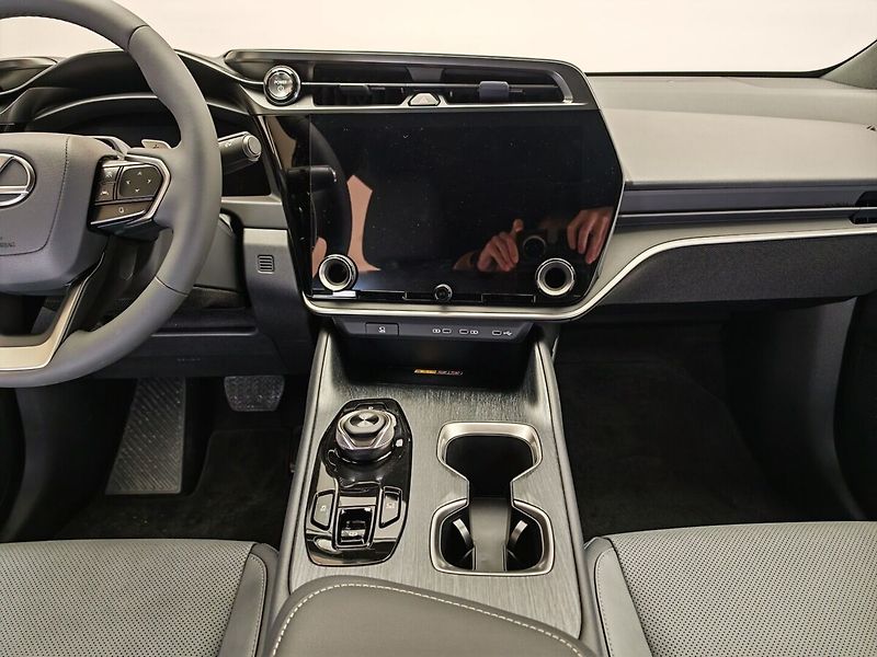Lexus Ostatní 500e Prestige - fotka 35 z 45