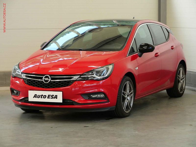 Opel Astra (2016) 1.4T, ČR, LED, tempo, park - fotka 3 z 20